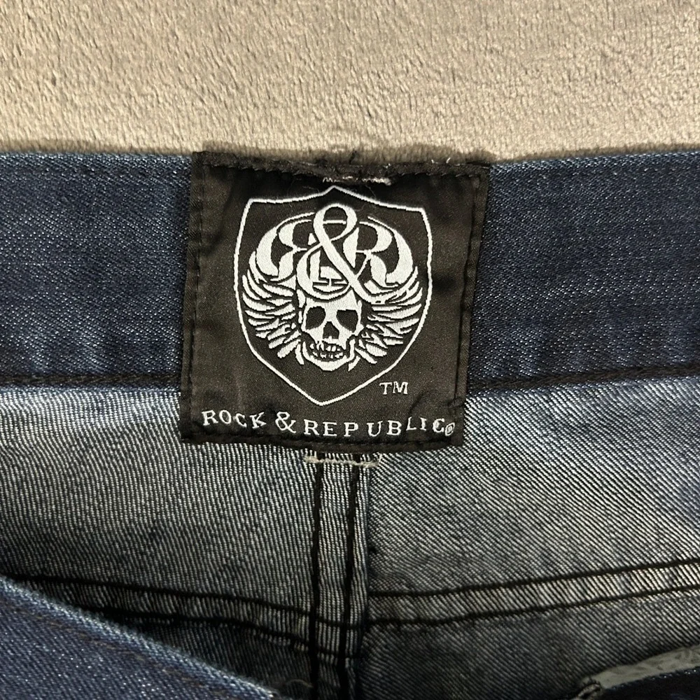 Rock & Republic Jeans Mens 35 Taylor Straight Leg Embroidered Flap Pockets 37x30